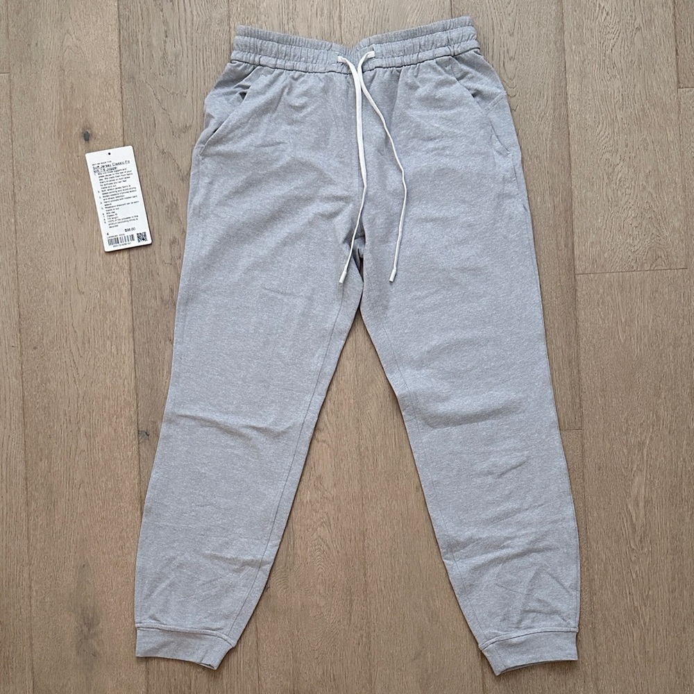 EUC soft jersey classic fit mid rise 7/8 jogger size 4 lululemon